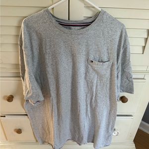 Men’s Tommy Hilfiger pocket t-shirt sz 2x